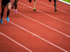 people running on race track