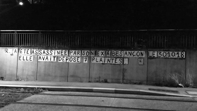 Collage contre les féminicides Besançon août 2020