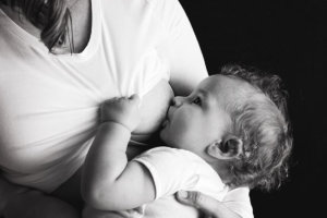 breastfeeding mother motherhood