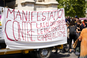 AN2303 Manifestation contre la loi Immigration Marseille 29.04.2023. 1