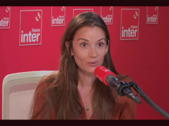 “Le com­bat qui m’a valu le plus de vio­lences” : Anne-​Cécile Mailfert se rap­pelle du har­cè­le­ment vécu après avoir dénon­cé une fresque cara­bine – mai 2024
